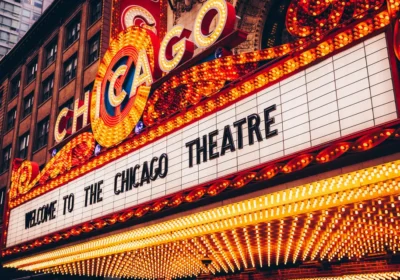 The Chicago Theatre Tour Experience